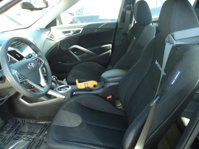 2012 Hyundai Veloster Base